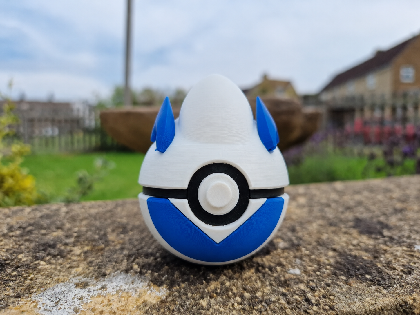 Lugia Pokeball (Pre order)